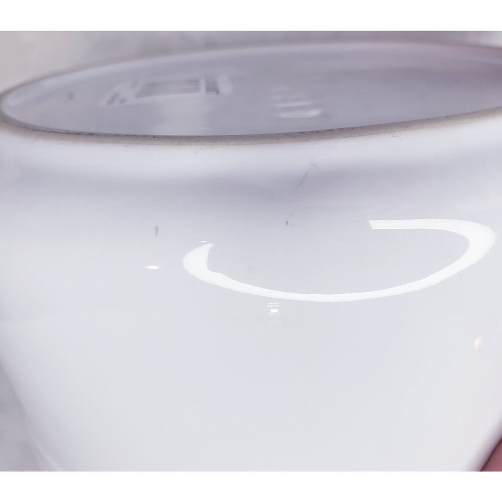 LE CREUSET White Stoneware Kitchen Utensil Crock 2.4L - Picture 13 of 13